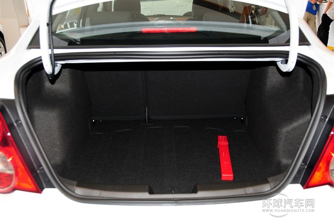 2013款 三廂 1.6L AT SX 風尚影音版