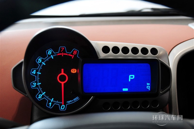 2013款 三廂 1.6L AT SX 風(fēng)尚影音版