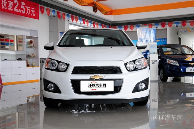 2013款 三廂 1.6L AT SX 風尚影音版