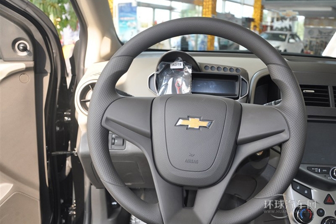 2013款 三廂 1.6L MT SX 風尚影音版