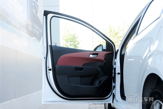 2014款 兩廂 1.6SX AT 風尚版