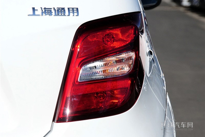 2014款 兩廂 1.6SX AT 風(fēng)尚版