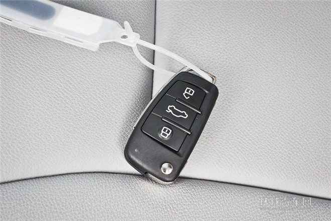 2014款 30 TFSI 豪華型