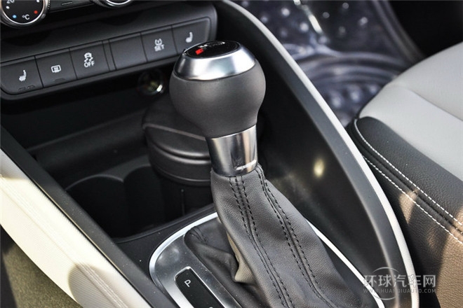 2014款 30 TFSI 豪華型