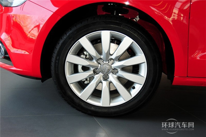 2014款 30 TFSI 舒適型