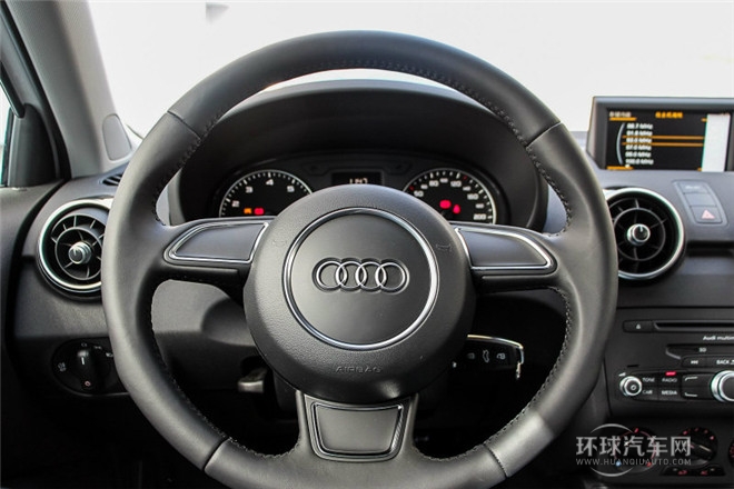 2014款 30 TFSI 時(shí)尚型