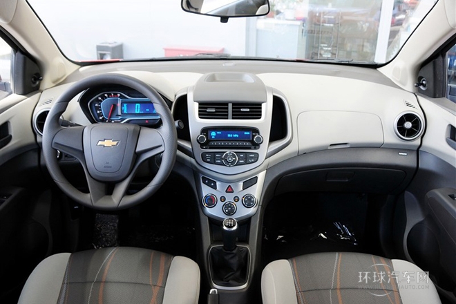 2014款 三廂 1.4SL MT 舒享版