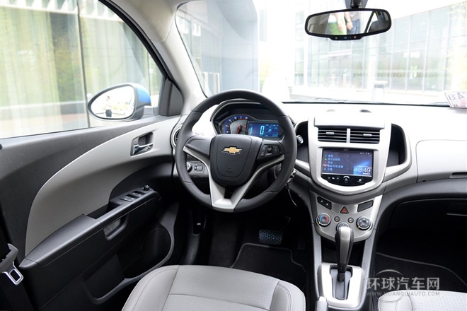 2014款 三廂 1.6SX AT 風尚版