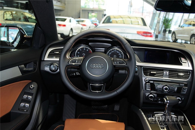 2013款 Sportback 40 TFSI風(fēng)尚版