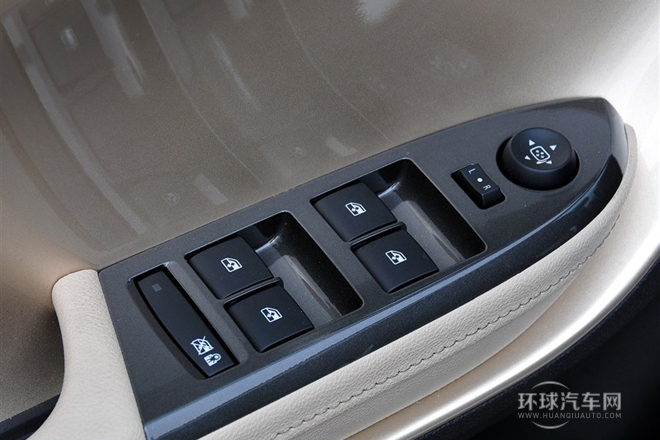 2012款 標(biāo)準(zhǔn)型