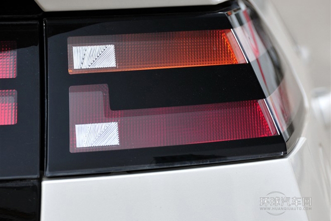 2012款 標(biāo)準(zhǔn)型