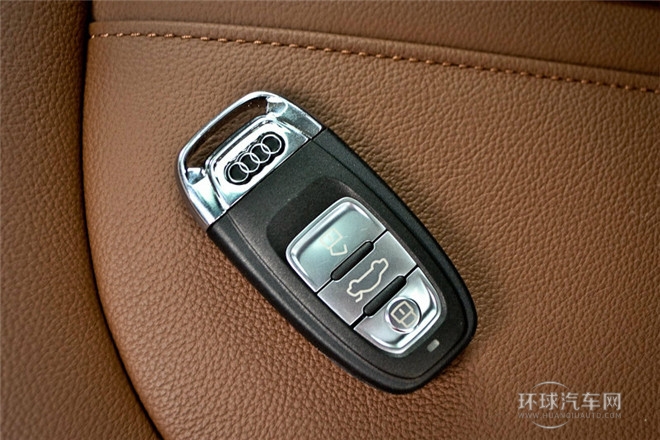 2013款 Coupe 40 TFSI風(fēng)尚版