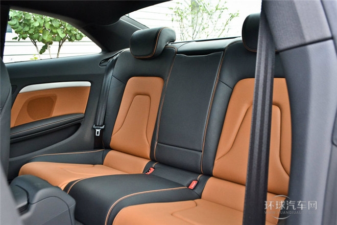 2013款 Coupe 40 TFSI風(fēng)尚版