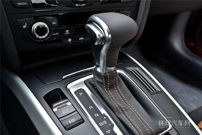 2013款 Coupe 40 TFSI風(fēng)尚版