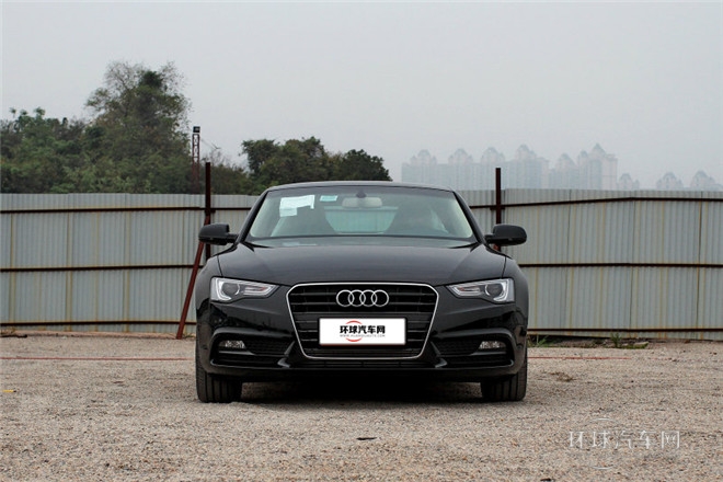 2013款 Coupe 40 TFSI