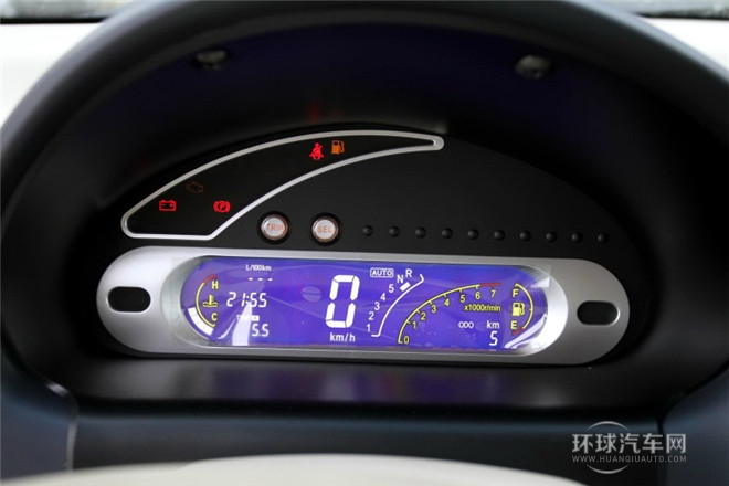 2012款 時尚版 1.0L AMT愛尚型