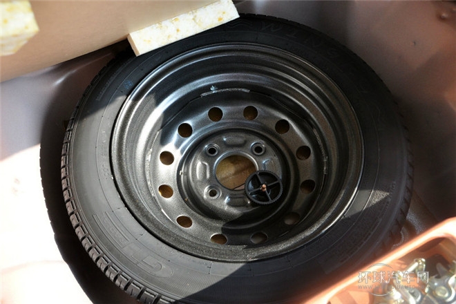 2012款 時尚版 1.0L AMT啟航型