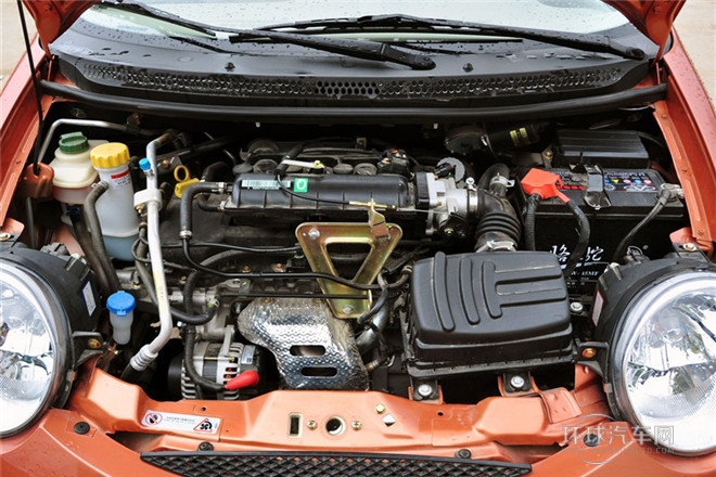 2012款 時(shí)尚版 1.0L 手動(dòng)啟航型