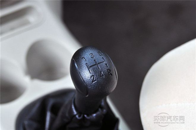 2012款 時尚版 1.0L 手動啟航型