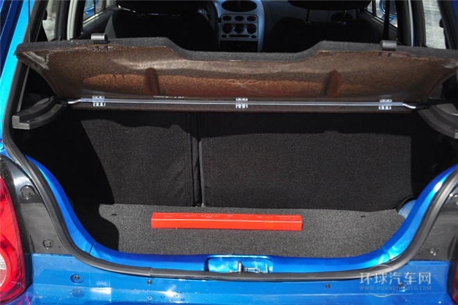 2012款 運動版 1.0L 手動愛尚型