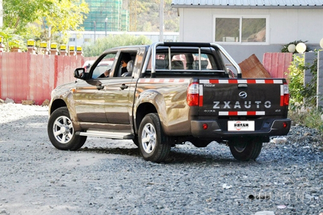 2013款 2.5T柴油兩驅(qū)豪華型共軌