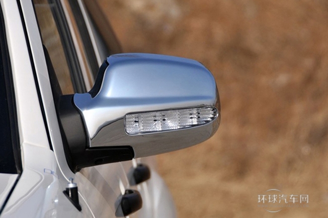 2013款 2.5T柴油四驅豪華型共軌