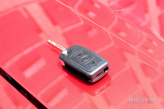 2014款 2.2L汽油四驅豪華型中雙4GZ1