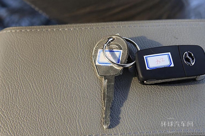 2014款 2.5T柴油四驅豪華型