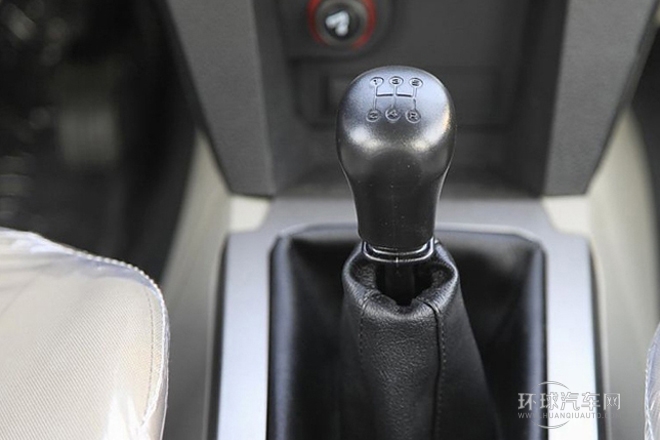 2014款 2.5T柴油四驅(qū)豪華型