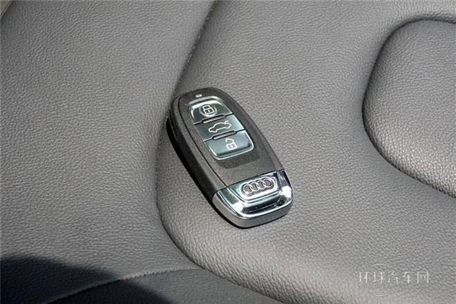 2014款 Cabriolet 45 TFSI風(fēng)尚版