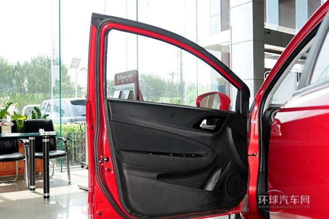 2014款 1.5L 手動(dòng)精英型