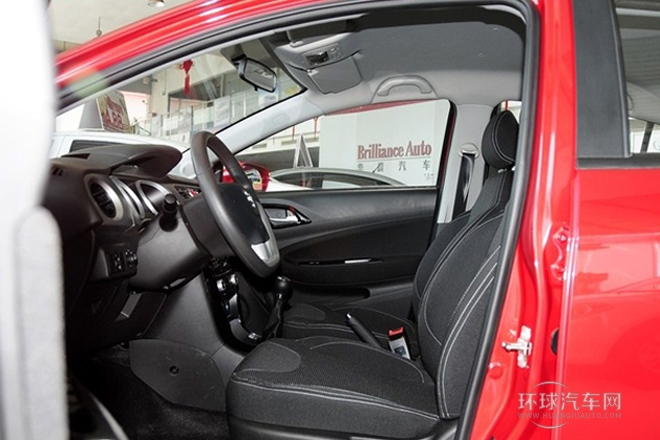 2014款 1.5L 手動精英型