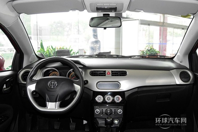 2014款 1.5L 手動(dòng)精英型