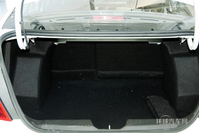 2012款 1.5L AMT精英型