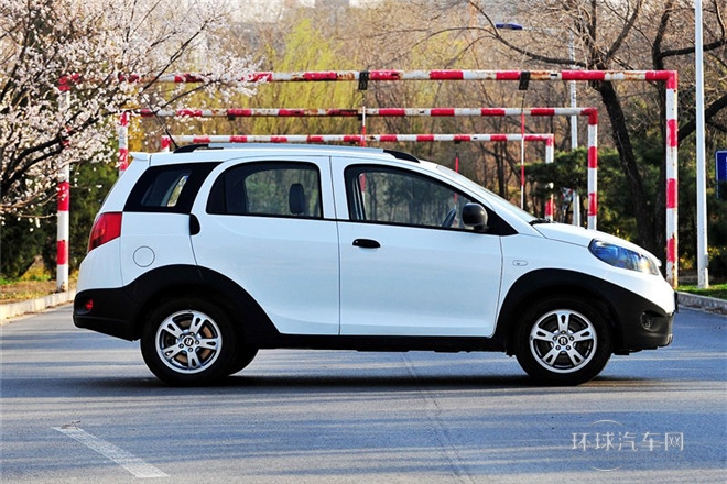 2012款 1.5L 手動豪華型