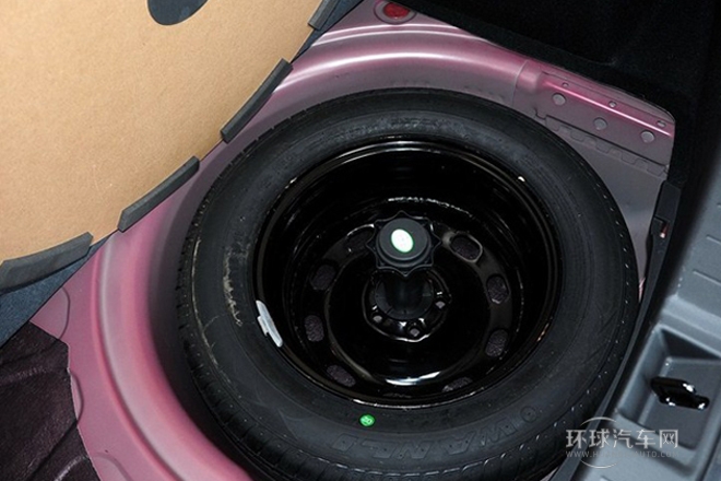 2012款 1.5L 手動(dòng)豪華型