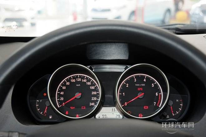 2012款 1.5L 手動豪華型