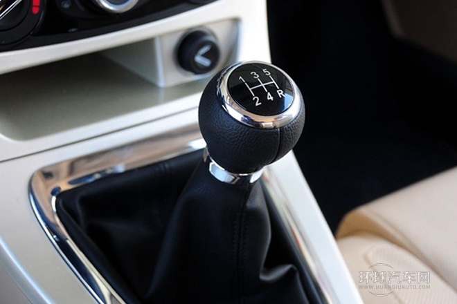 2012款 1.5L 手動舒適型