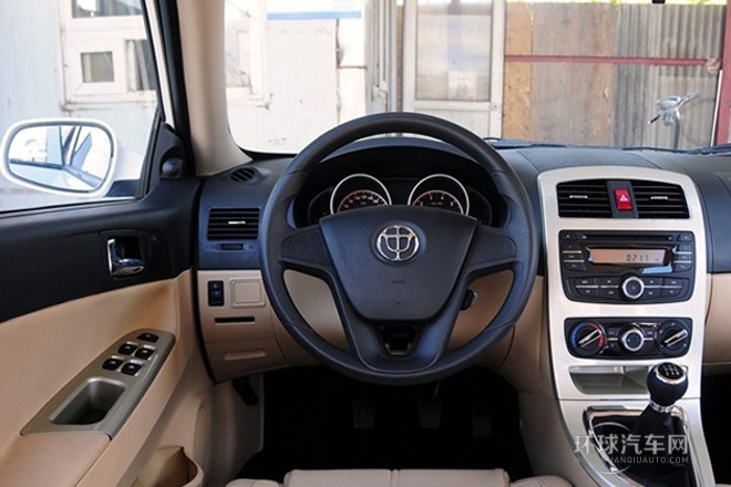 2012款 1.5L 手動舒適型