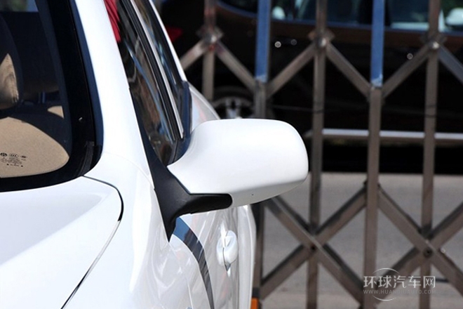 2012款 1.5L 手動舒適型