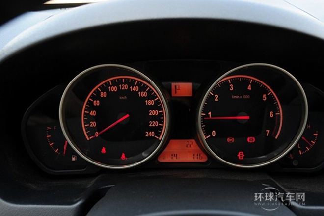 2012款 1.5L 自動豪華型