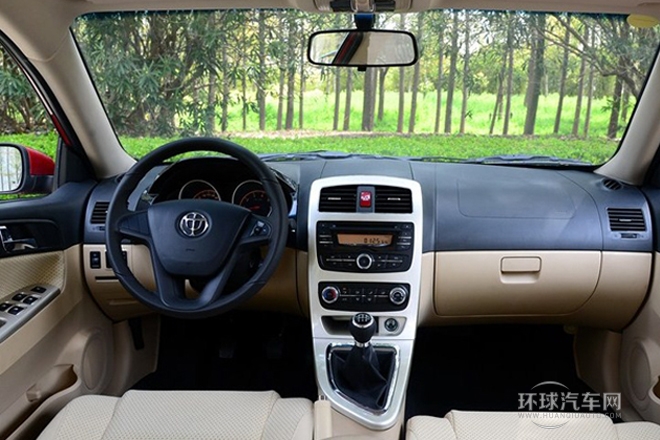 2013款 1.5L 手動豪華型