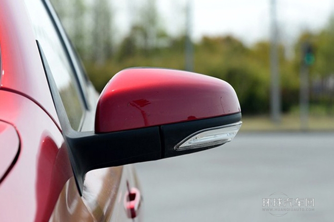 2013款 1.5L 手動豪華型