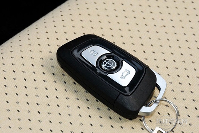 2013款 1.5L 自動豪華型