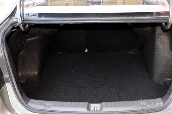 2013款 1.5L 自動(dòng)舒適型