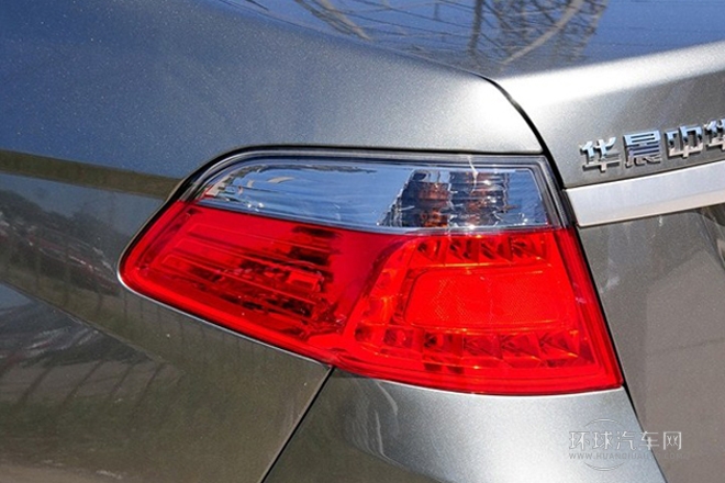 2013款 1.5L 自動(dòng)舒適型