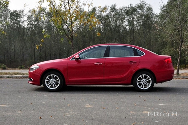 2011款 1.6L 自動豪華型
