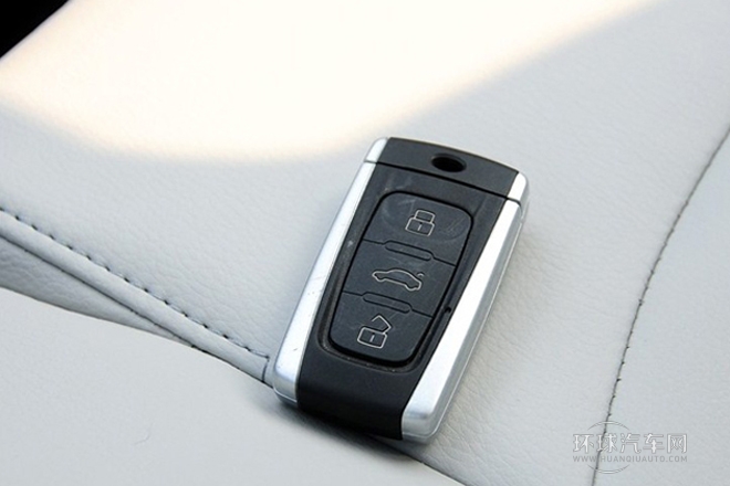 2012款 1.5T 手動豪華型