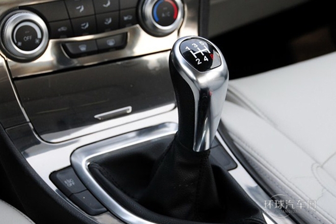 2012款 1.5T 手動豪華型