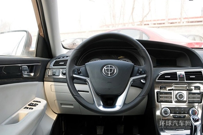 2012款 1.5T 手動豪華型